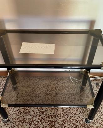 Tavolino porta tv in vetro