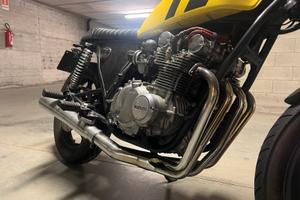 Suzuki GS 550 Katana