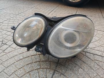 Fari e mascherina Mercedes E280 CDI 