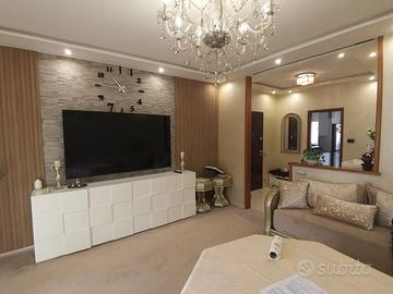 Quadrilocale ristrutturato con 3 balconi e box