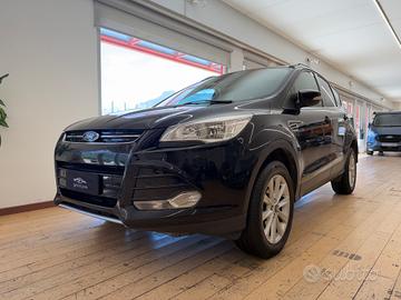 Ford Kuga 2.0 TDCI 150 CV S&S 4WD Powershift Titan