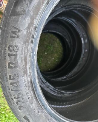 Gomme 225/45 R18 w, continental