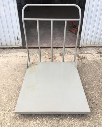 Carrello trasportatore
