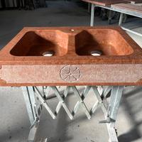 Lavabo da cucina in marmo Rosso Asiago