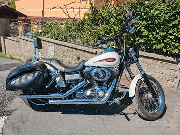 Harley-Davidson Dyna Super Glide Custom 2007 