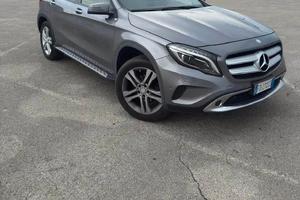 mercedes GLA automatic Premium 200 d