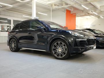 PORSCHE Cayenne 2ªs.'10-'18 - 2015