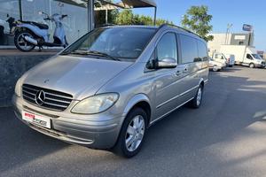 MERCEDEZ VIANO anno 2010