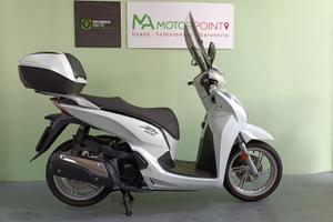 Honda SH 300 i - interamente finanziabile