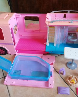CAMPER BARBIE RICHIUDIBILE CON ACCESSORIV