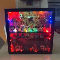 Espositore Strangere things ( leggere descrizione)