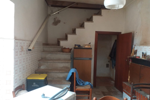 Casa indipendente centro storico con terreno