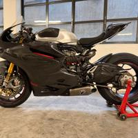 DUCATI 1199R motore BARNI WSBK solo pista