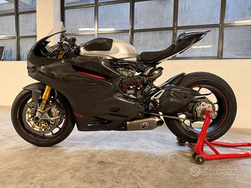 DUCATI 1199R motore BARNI WSBK solo pista