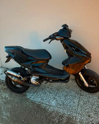 Yamaha Aerox 50