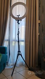 NEEWER Luce ad Anello LED