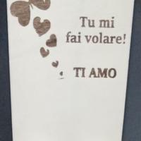 Porta Cellulare Da Tavolo In Legno Con Incisione