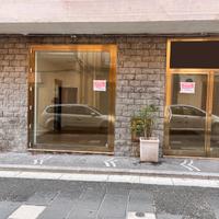 Locale uso ufficio o attività commerciale