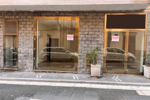 Locale uso ufficio o attività commerciale