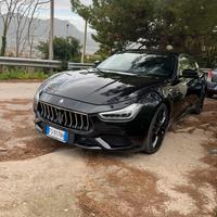 Maserati ghibli 250cv
