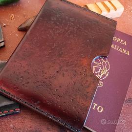Porta passaporto in pelle fatto a mano