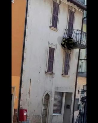 Immobile terra tetto