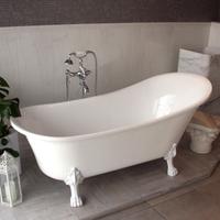 Vasca Freestanding Retrò con Piedini bianchi