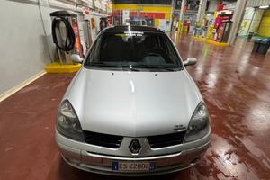 Renault clio 1.2 benzina