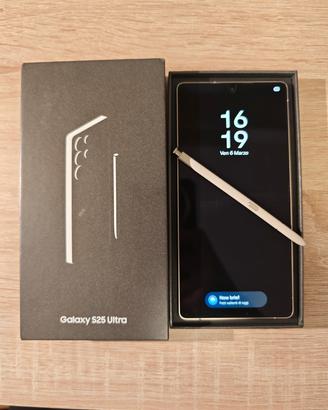 Samsung Galaxy S25 Ultra nero come nuovo