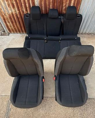Set Sedili Completi Interni Peugeot 208 / e-208