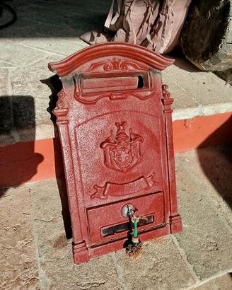 Cassetta delle lettere 