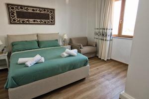 APPARTAMENTO con piscina 5 posti letto