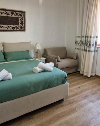 APPARTAMENTO con piscina 5 posti letto