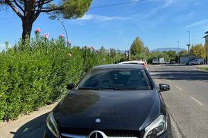 mercedes classe a prezzo poco trattabile