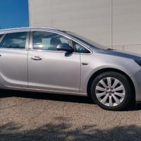 Opel Astra 1.4 Turbo 140CV GPL Sport Tourer
