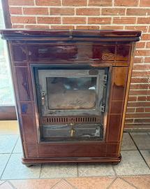 Stufa a legna in maiolica Piazzetta / L’Asolana