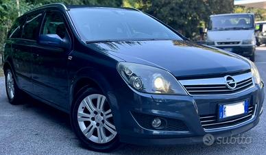 OPEL ASTRA 1.9 CDTI VAB NEOP CONSUMI BASSI TRATTAB