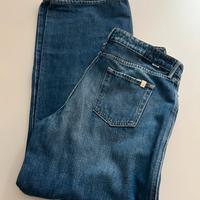 The Nim jeans mod Debbie