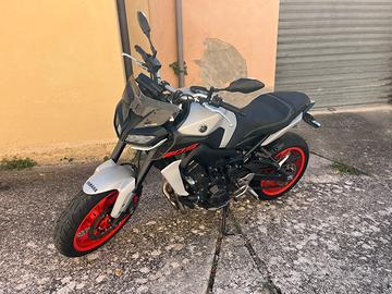 Yamaha MT 09