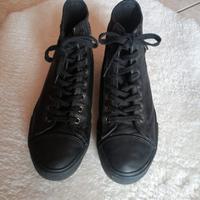 Sneakers uomo nere a collo alto con lacci