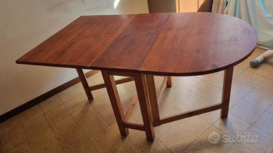 tavolo in legno pieghevole 