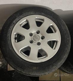 Cerchi completi di gomme 205 65 15