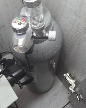 impianto co2 per acquario 
