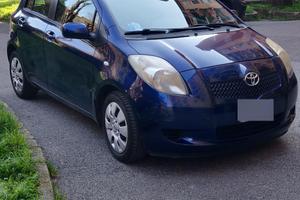 Toyota Yaris 1.3 Benzina 2006 – 128.000 km – Ottim