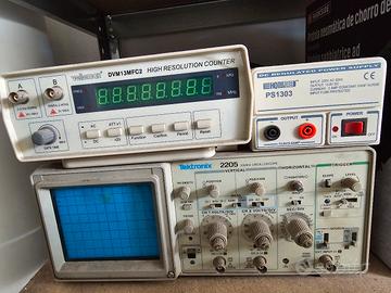 oscilloscopio e generatore di frequenza 