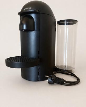 Macchina caffe Nespresso Vertuo Plus