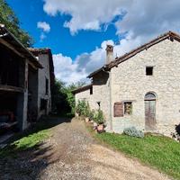Podere con sorgenti