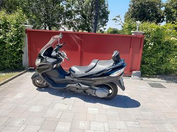 Scooter Suzuki Burgman 