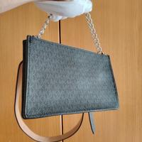 Borsetta michael kors nera, con catena