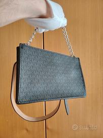 Borsetta michael kors nera, con catena